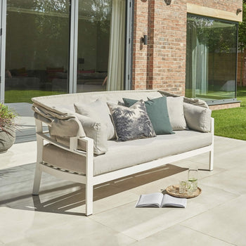 Titchwell Garden Furniture Titchwell Day Bed White
